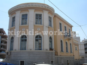 Ελαιοχρωματισμός εξωτερικών επιφανειών και προσόψεων